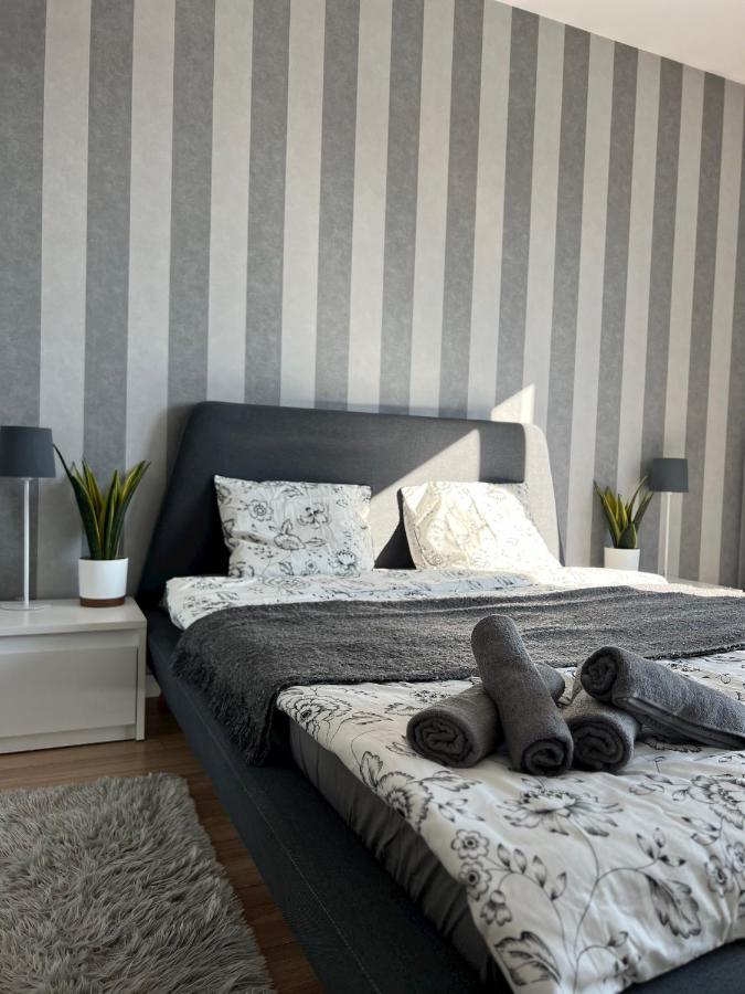 Apartmán Wiatraczna 136 Varšava Exteriér fotografie